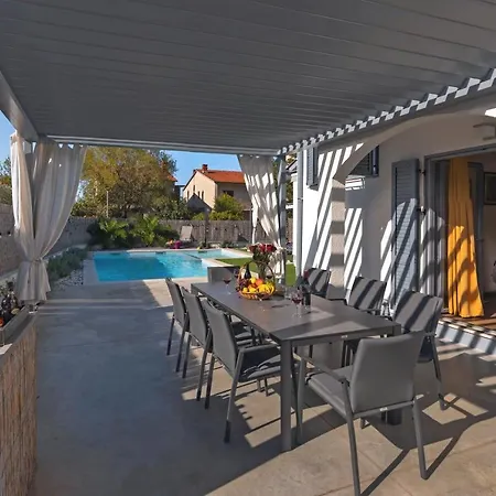 Kuntrada 45 - Heated & Kids Pool Holiday home Fazana
